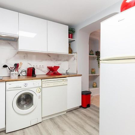 Apartamento Casa De Campo - Alojamiento De Temporada Madrid Exteriör bild